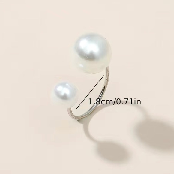 Silver Plated Faux Pearl Cuff  Elegant Ring - Picture 4 of 7
